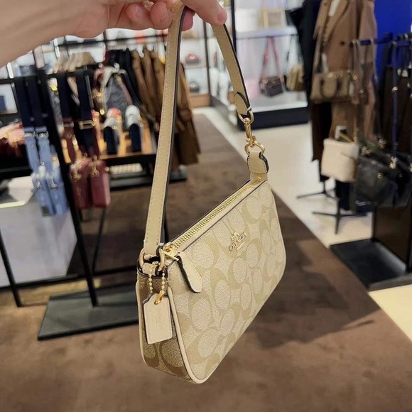 Coach Nolita 19 In Blocked Signature Canvas Gold/Light Khaki/Ivory Multi - Picture 10 of 14